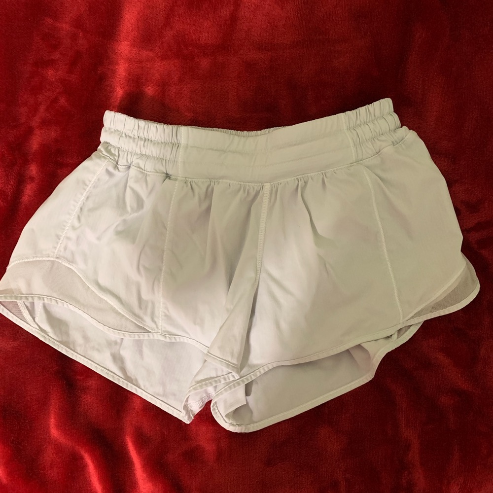 Luluemon, white, hotty hot style